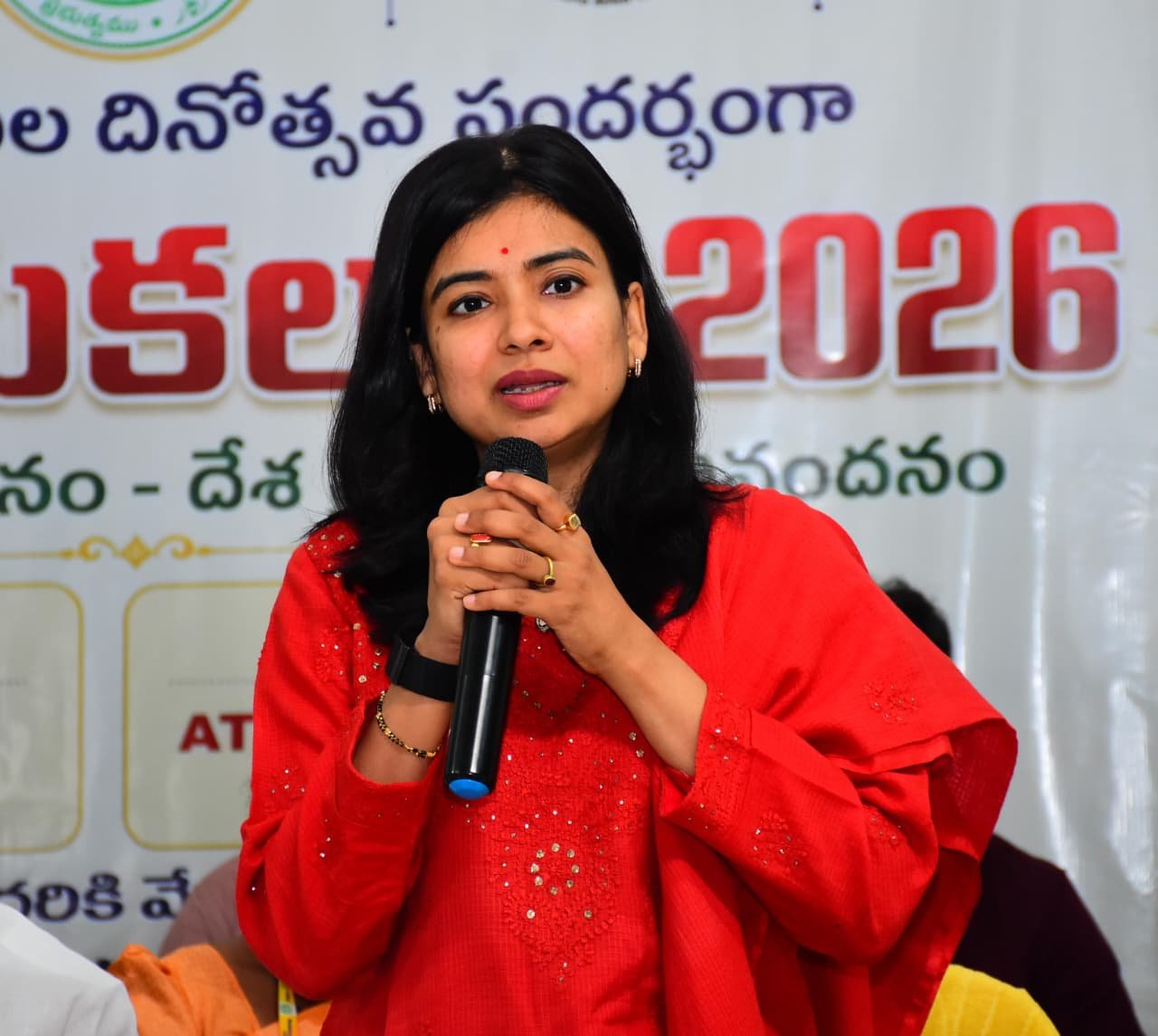 అన్ని రంగాల కార్మికులకు సంక్షేమానికి కృషి  కార్మికుల పోరాటమే మేడే కు స్ఫూర్తి